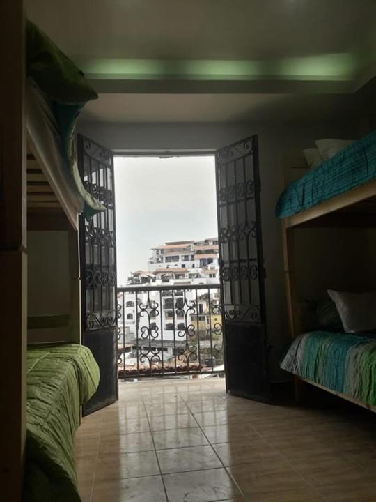 Hostal Casa Pajaritos 태스코 데 알라르콘 외부 사진